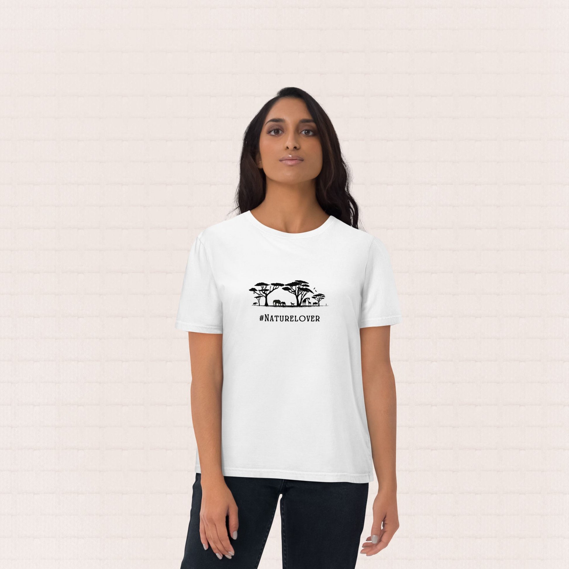 Organic cotton nature t-shirt with nature lover design – sustainable clothing UK